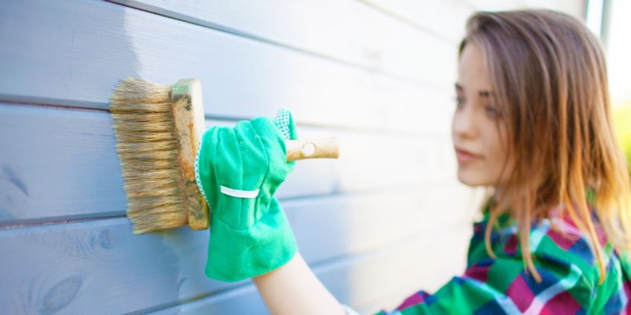The Best Time of Year To Repaint Your Home's Exterior