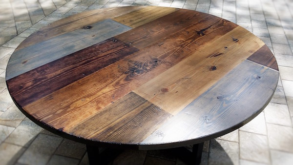 distressed-round-random-plank-farm-table